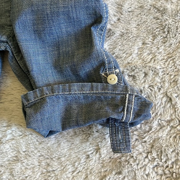 Baby Gap chambray jumpsuit Size 6-12 months Excellent Condition - Picture 7 of 7